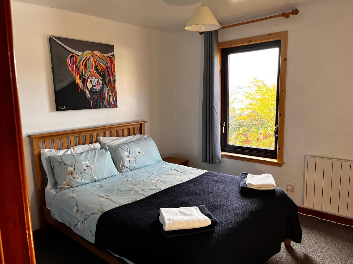 Snowgoose Apartments & Bunkhouse Fort William Bagian luar foto